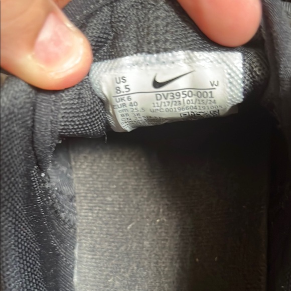 Nike Black and White Sneakers - Picture 2 of 3